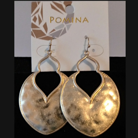 🎈SOLD🎈Gold hammered earrings - Picture 2 of 3